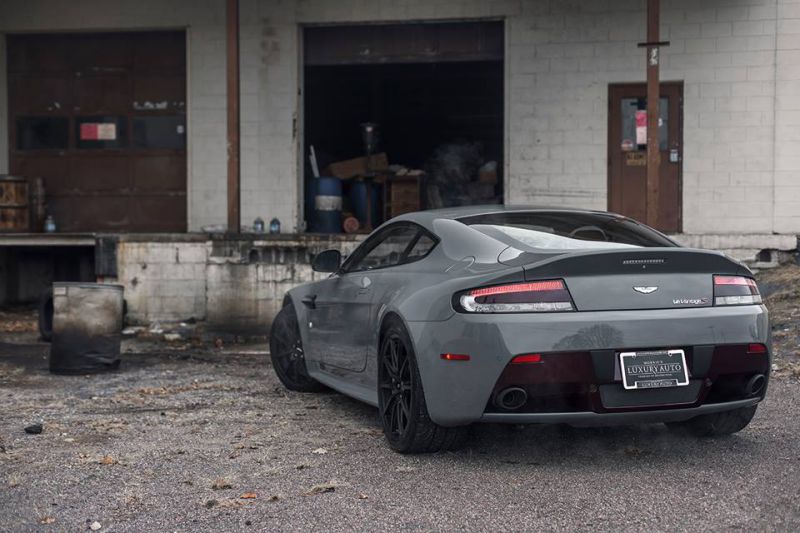 astonmartinv12vantagesq04