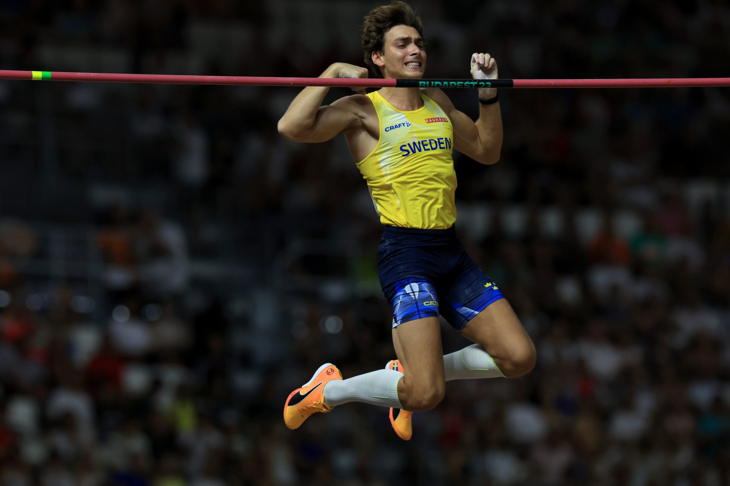 vilagcsucs nelkul is megorizte koronajat armand duplantis a vilagbajnoksagon scaled