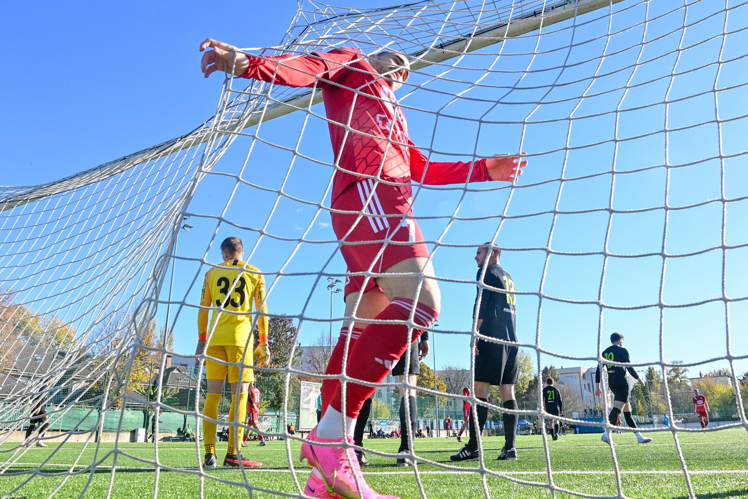 hozta a kotelezot a kisvarda es az mtk scaled