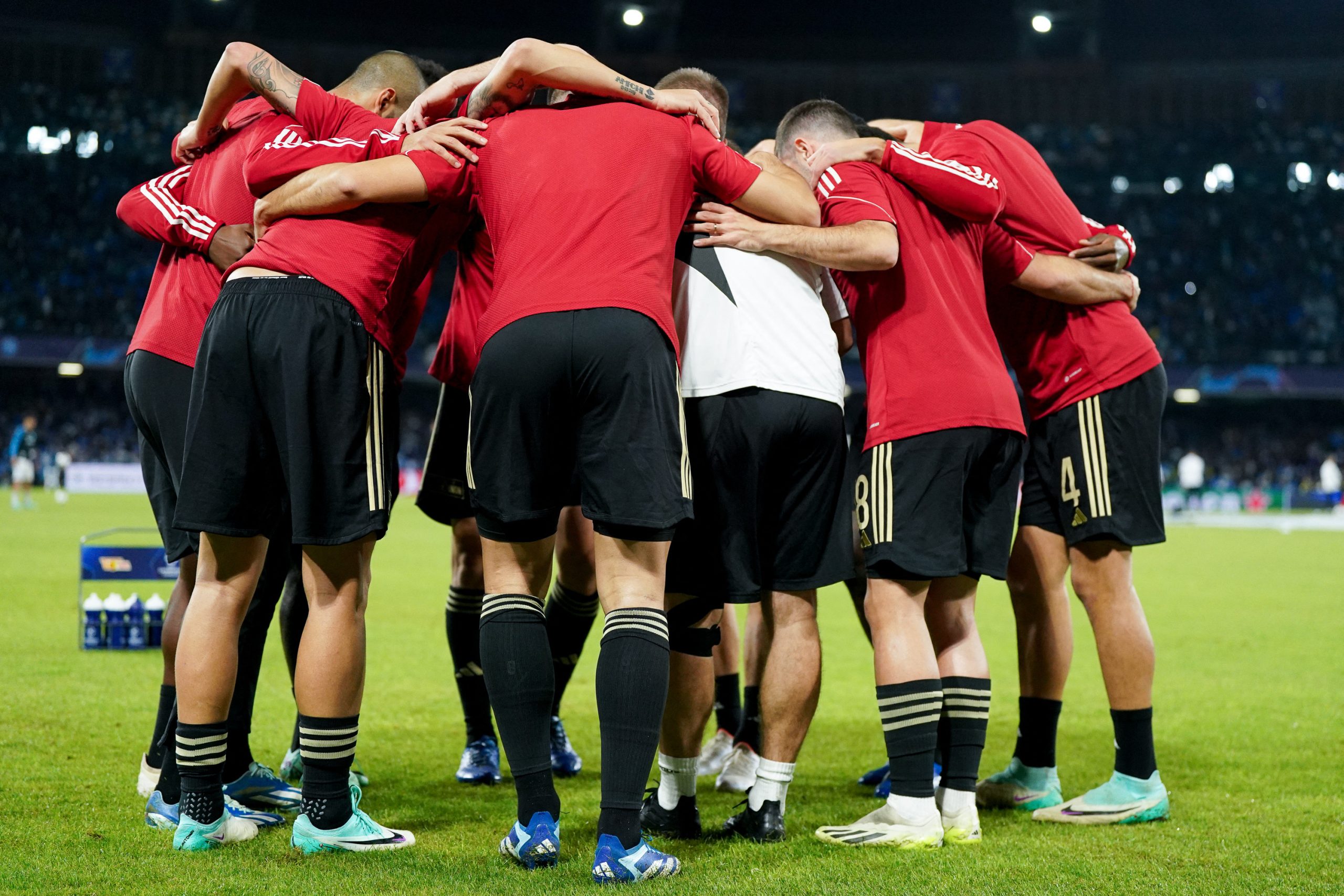 izgalmasnak igerkezo vegjatek elso felvonasa jon penteken scaled