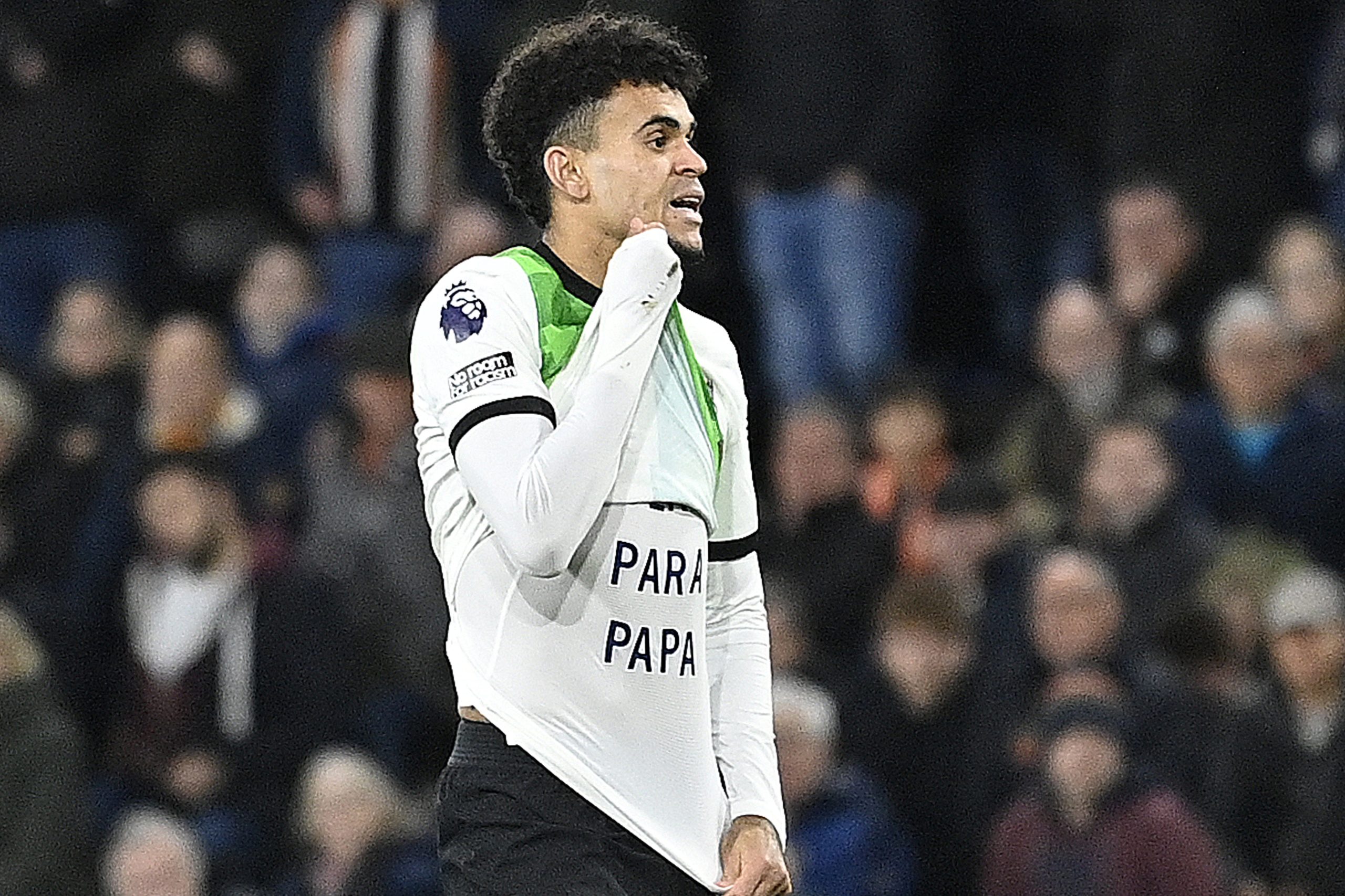 szoboszlai kerte az emberrablokat engedjek szabadon liverpooli csapattarsanak apjat scaled