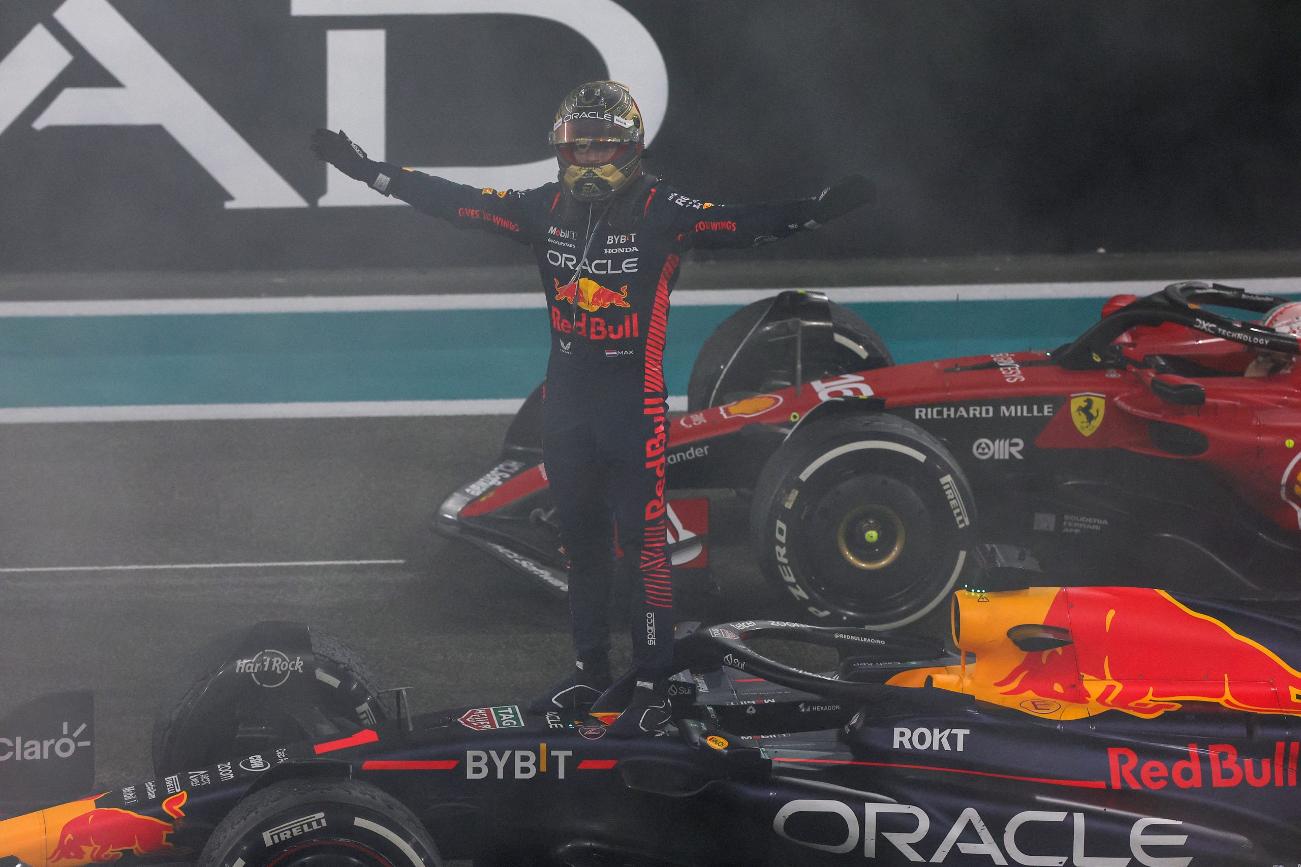 verstappen rajt cel gyozelmet aratott az idenyzaron scaled