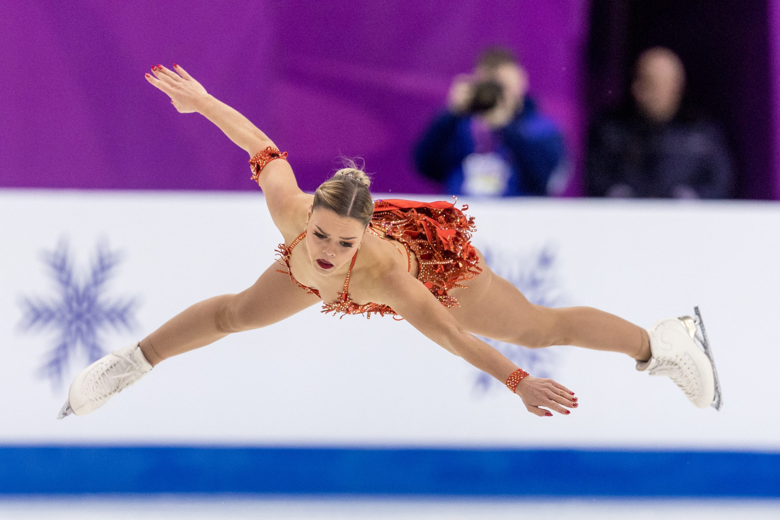 mukorcsolya eb belga arany es bronzerem a noknel scaled