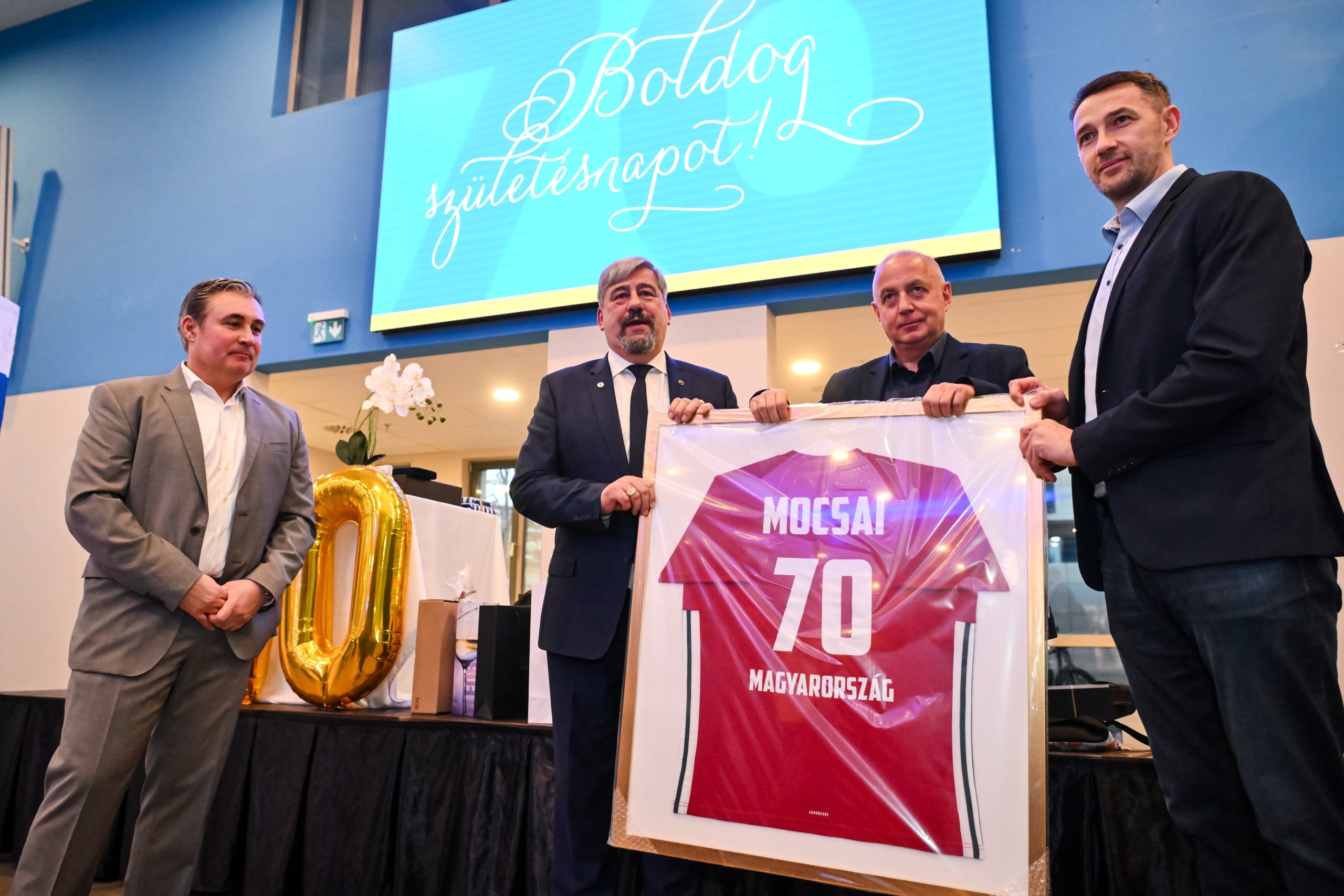 a hetveneves mocsai lajost koszontottek a testnevelesi egyetemen scaled