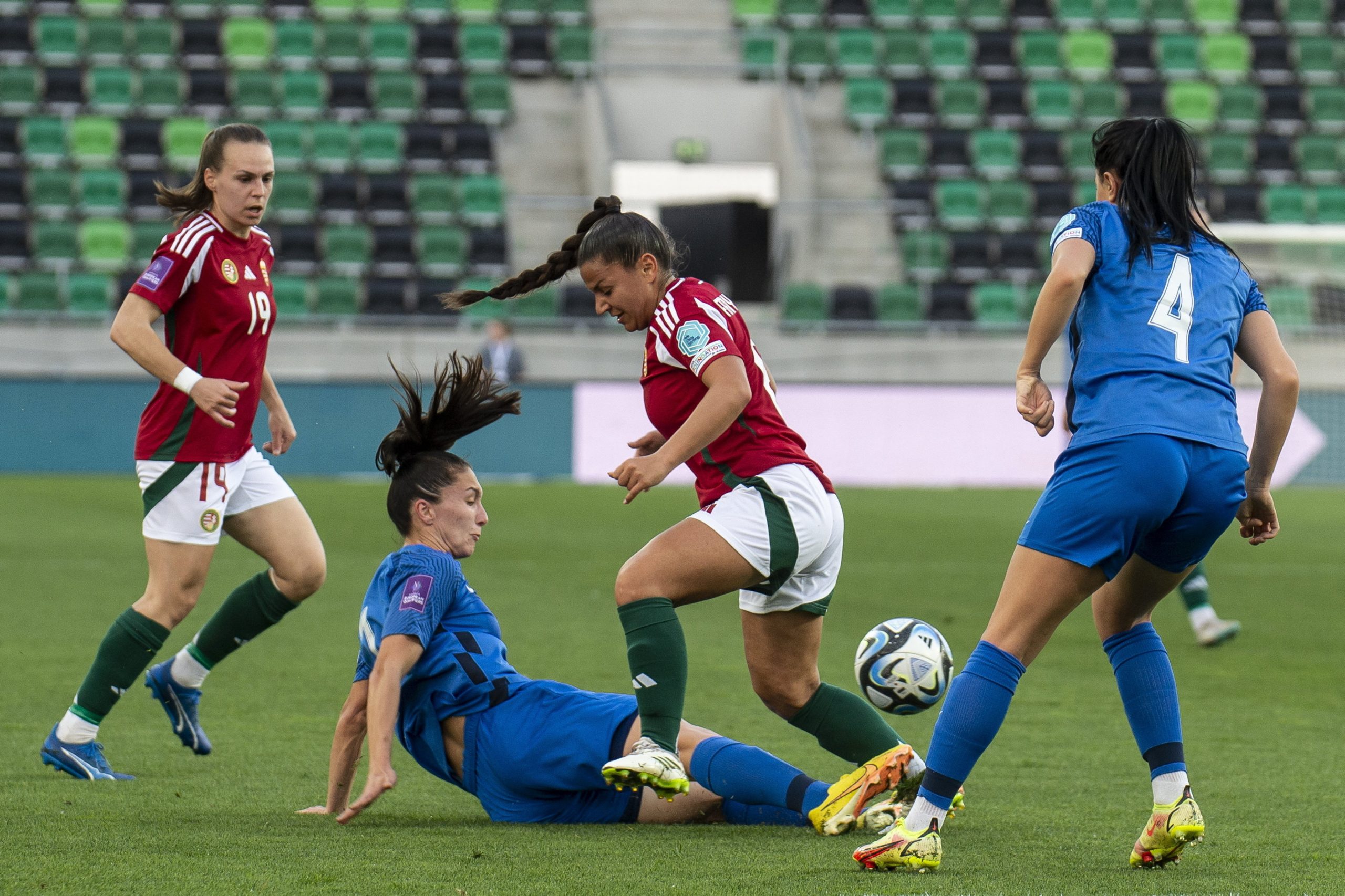 szarvas alexandra dontetlennel mutatkozott be scaled