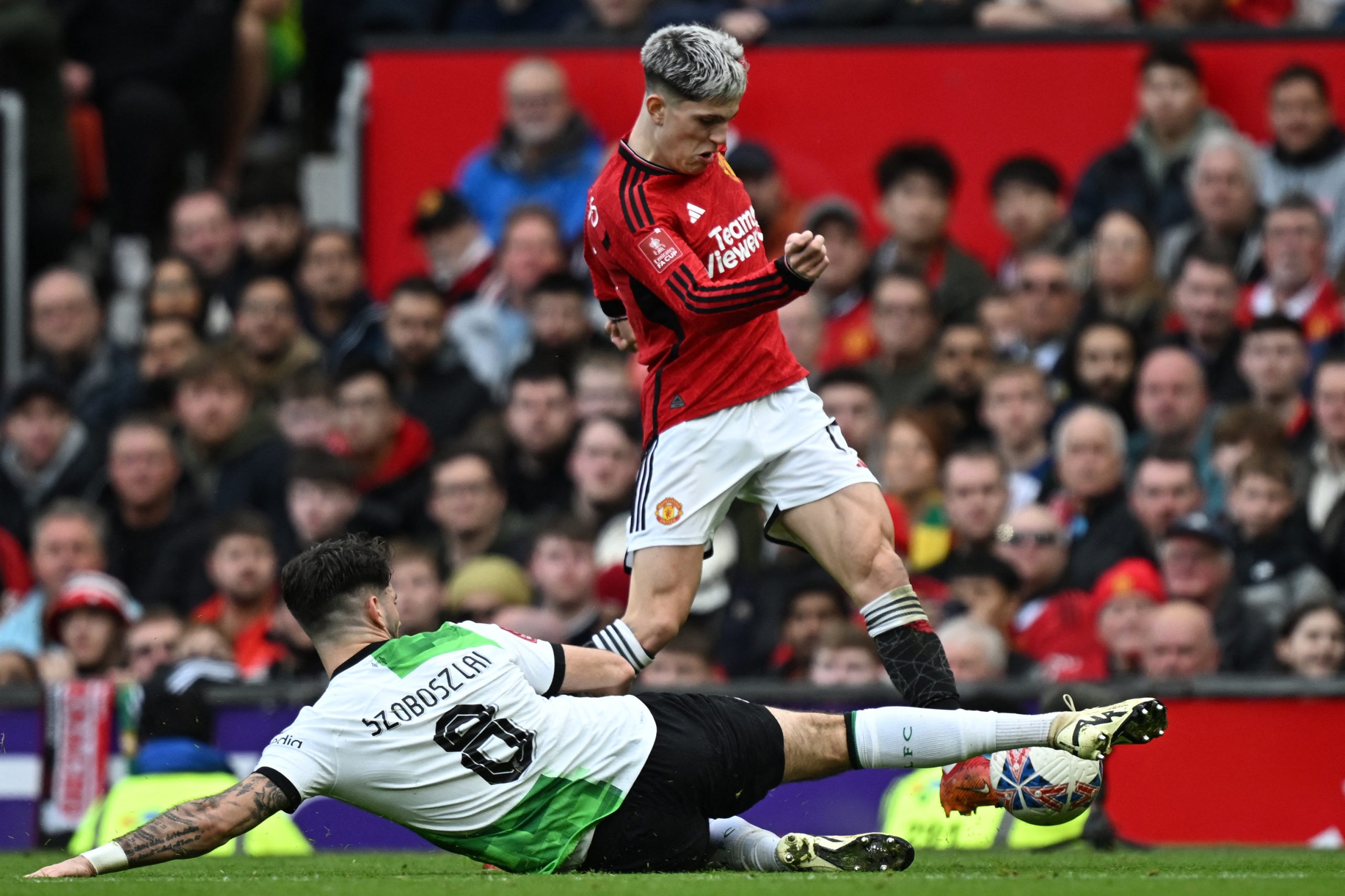 szoboszlaiek dontetlent jatszottak az old traffordon scaled