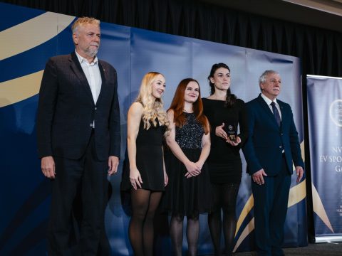 tortenelmi pillanat eloszor dijaztak a cheer sportagat az nvesz galan