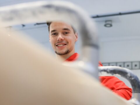 a budapesti honvedhoz igazolt meszaros krisztofer eb ezustermes tornasz