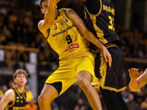 gyozott es negyeddontobe jutott a falco