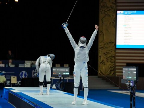 kezdetnek arany es bronz