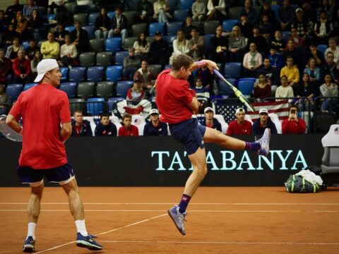 kikaptak a magyarok parosban amerikai tovabbjutas tatabanyan