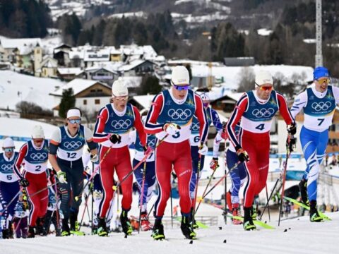 velemeny innen dicsoseg onnan hazaarulas