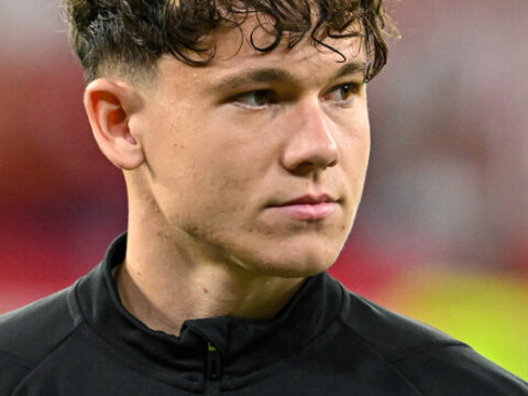 Tóth Alex: Kivárom a soromat