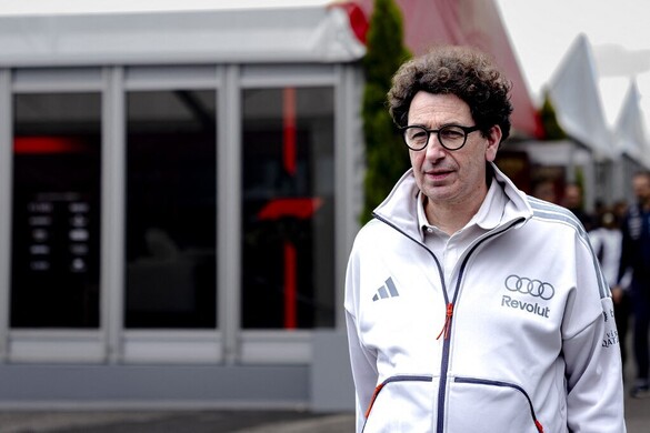 Mattia Binotto marad az Audi csapatfőnöke Mattia Binotto marad az Audi csapatfőnöke