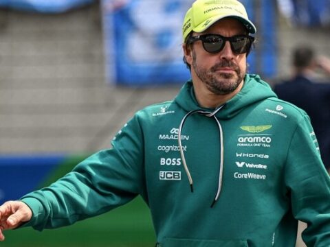 Alonso 44 évesen apa lett