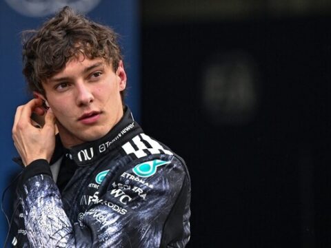 Botrányok árnyékolják be a történelmi F1-sikert