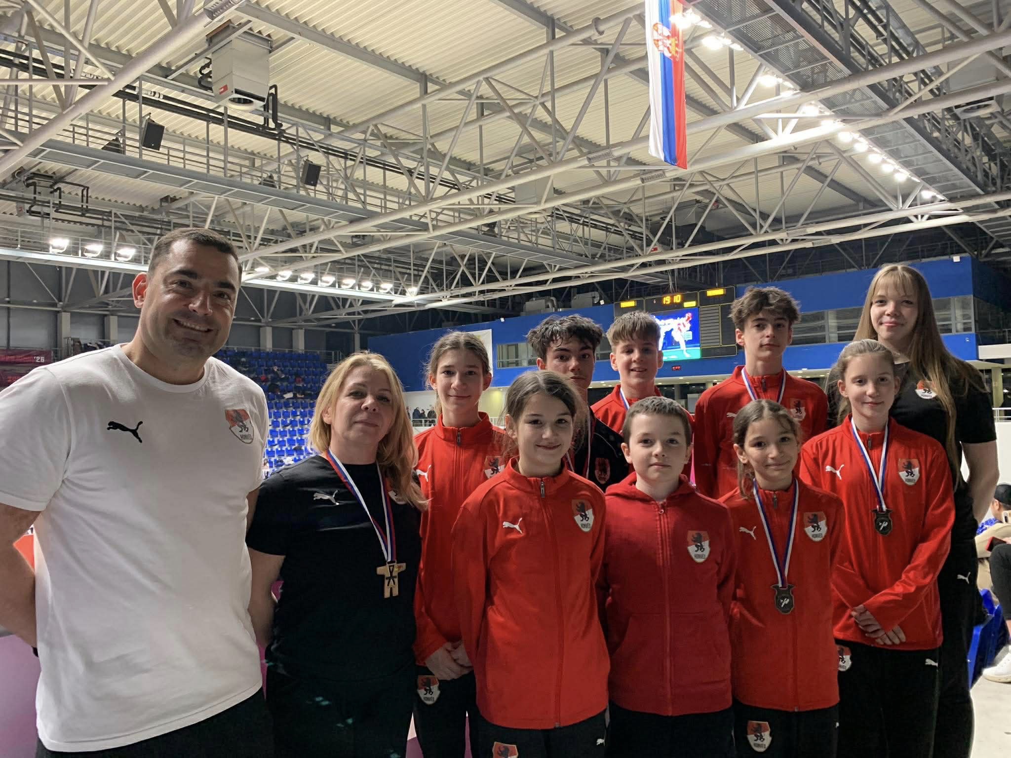 Eredményes szerb túrát zártak a magyarok