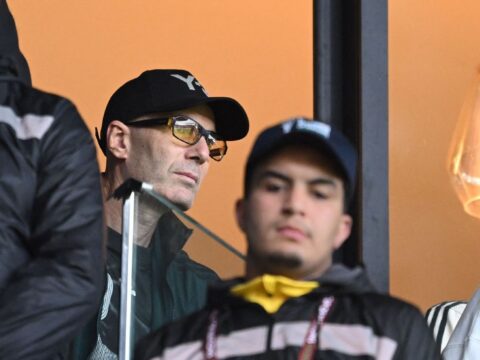 a labdarugo vilagbajnoksag utan zinedine zidane lesz a francia szovetsegi kapitany