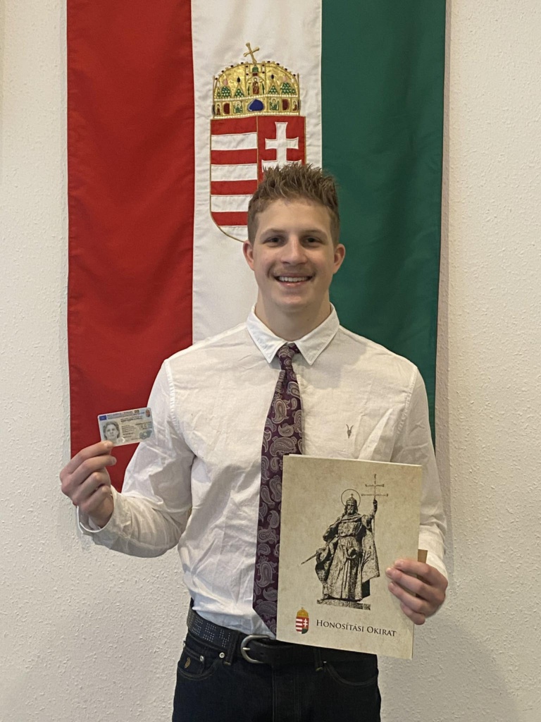 Magyar duplázók az olaszországi kick-box világkupán