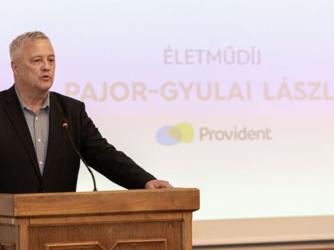 eletmudijat kapott a magyar nemzet sportrovatanak munkatarsa pajor gyulai laszlo