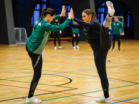 falusi udvardi orul a kozos edzeseknek