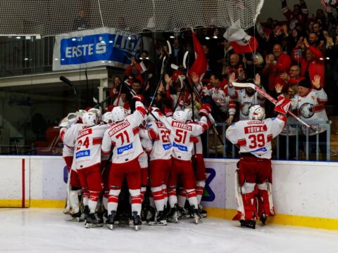 hosszabbitas utan a dvtk jutott az elodontobe