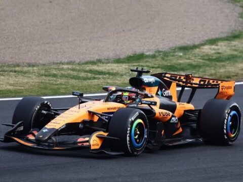 A McLaren „teljesen új” autóval áll rajthoz Miamiban