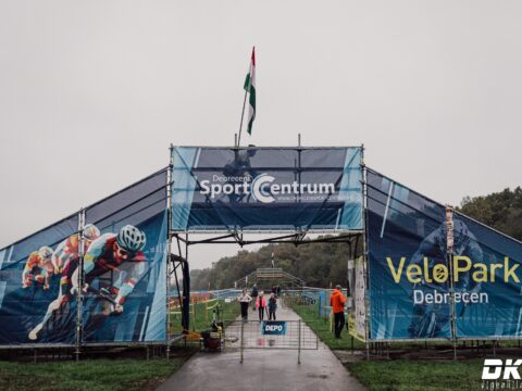 Taktikai csaták és felejthetetlen küzdelmek a Főnix Kupán Taktikai csaták és felejthetetlen küzdelmek a Főnix Kupán