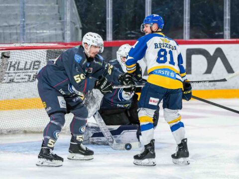 a tuskecsarnokban egyenlitett a corona brasov