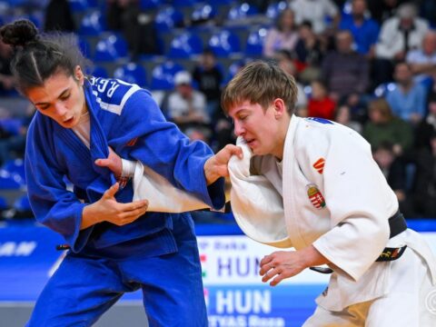 a vigaszagon pupp reka legyozte gyertyas rozat