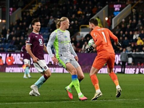 Győzött és élre állt a Manchester City