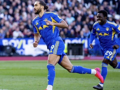 elkerulte egymast a chelsea es a manchester city