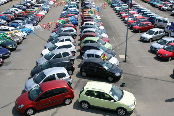 Történelmi csúcsot ért el a belföldi használtautó-piac