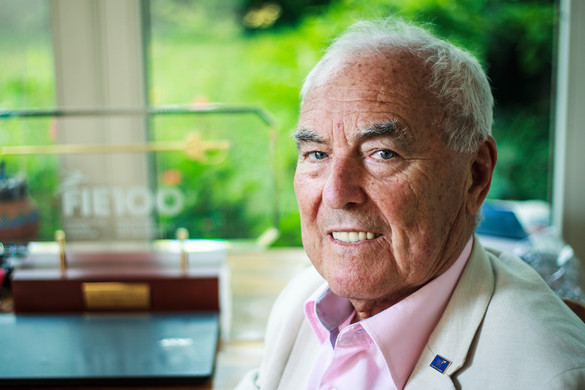 A francia sportminiszter kitüntette Kamuti Jenőt és Szabó Lászlót