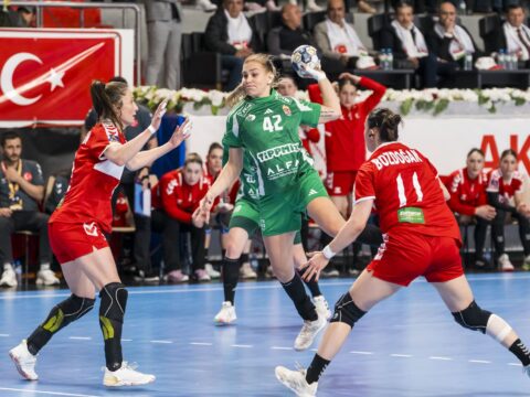 konnyed magyar kezisiker torokorszagban