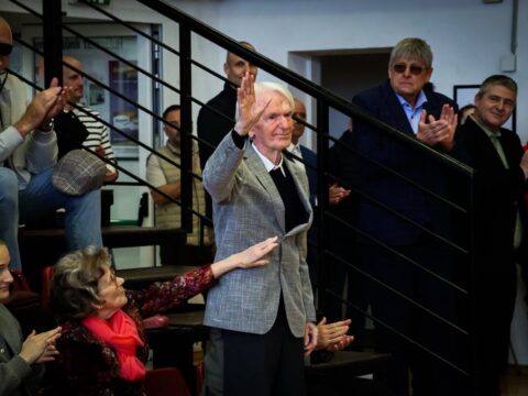 Kristóf László nevét vette fel a körmendi sportcsarnok kristof laszlo nevet vette fel a kormendi sportcsarnok