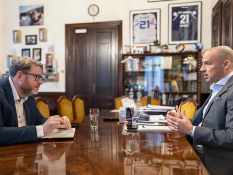 schmidt adam soha nem latott egyseg alakult ki a magyar sportban