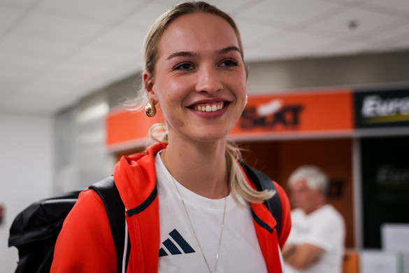 A kardozó Battai Sugár arany-, Szűcs Luca bronzérmes Athénban