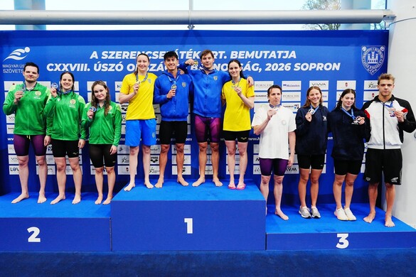 Úszó ob: Jászó és Kokas sikerével indult a viadal