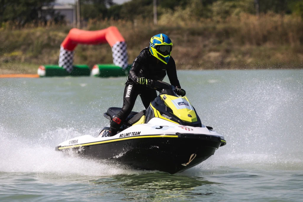 Ónódon folytatódik a jet-ski országos bajnokság Ónódon folytatódik a jet-ski országos bajnokság