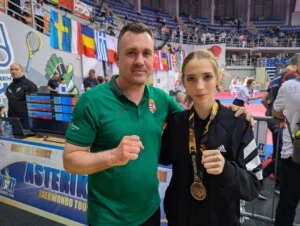 Két aranyat, két ezüstöt és egy bronzot vettek el Asterikstől a fiatalok