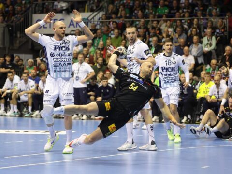 kettos vereseggel bucsuzott a pick szeged