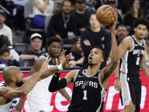 NBA: Wemby brutális mutatókkal vezette sikerre csapatát