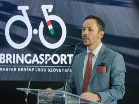 Schneller Domonkos lemondott a Magyar Kerékpáros Szövetség elnöki posztjáról Schneller Domonkos lemondott a Magyar Kerékpáros Szövetség elnöki posztjáról