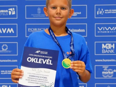 Nyíltvízi junior Eb: történelmi 1-2-3 a fiatalabb fiúknál
