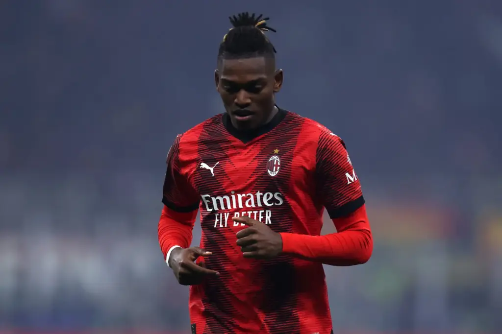 Rafael Leão bizonytalan jövője: távozna vagy maradna az AC Milannál? Rafael Leão bizonytalan jövője: távozna vagy maradna az AC Milannál?