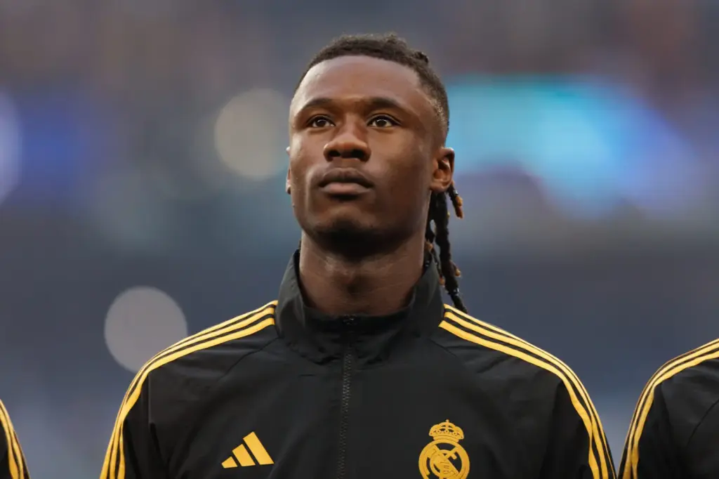 Eduardo Camavinga kitart a Real Madrid mellett: sztárklubokat utasított el Eduardo Camavinga kitart a Real Madrid mellett: sztárklubokat utasított el