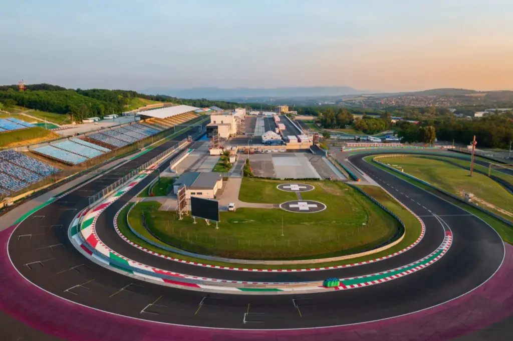 Francia győzelem a Forma-3-asok mogyoródi sprintfutamán Francia győzelem a Forma-3-asok mogyoródi sprintfutamán