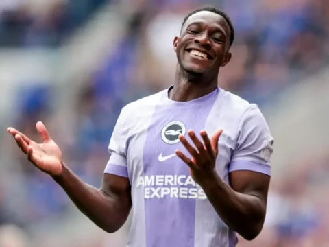 Danny Welbeck a Chelsea-hez igazolhat, a United nem lép közbe