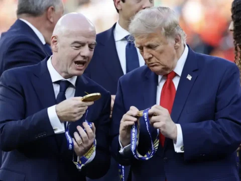 Gianni Infantino üzent a kritikusoknak: meditáljanak vagy nézzenek focit